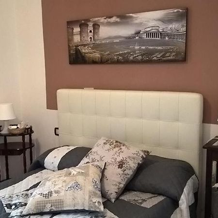 Ariaviva Apartment Наполи Екстериор снимка